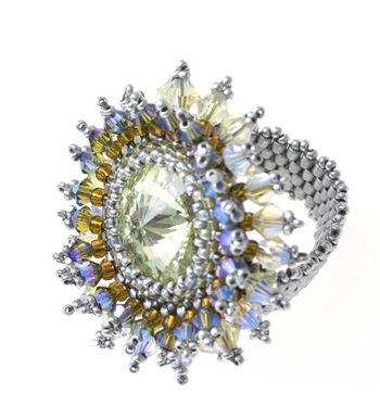 Creating Crystal Jewelry with Swarovski: 65 Sparkling Designs with Crystal  Beads and Stones